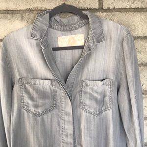 Bella Dahl Gray Chambray Shirt